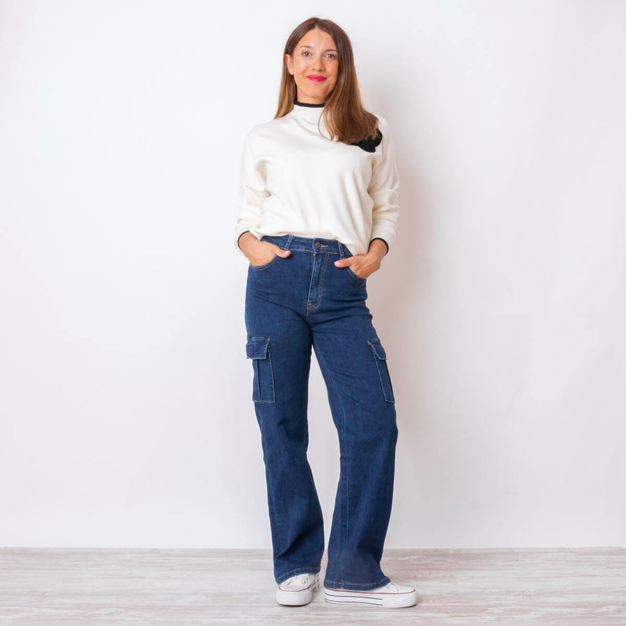 Jeans Cargo com Bolsos - Azul